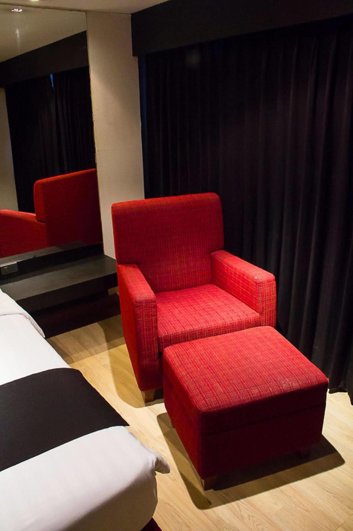 Grand Inn Hotel Bangkok Ngoại thất bức ảnh