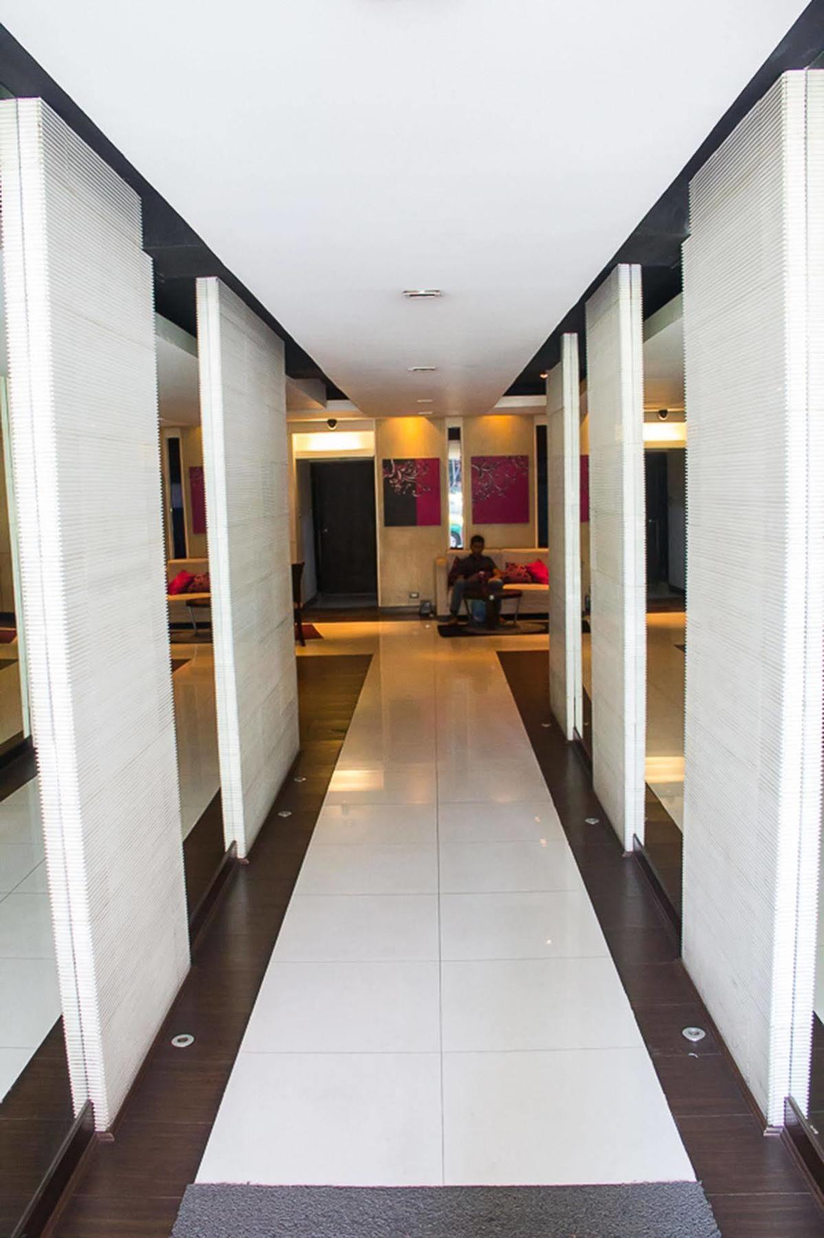 Grand Inn Hotel Bangkok Ngoại thất bức ảnh
